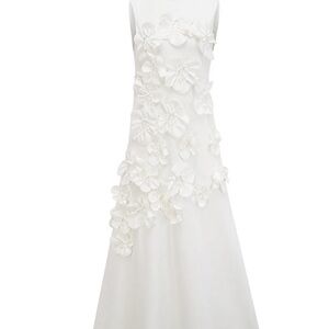 Elegant White Floral Maxi Dress